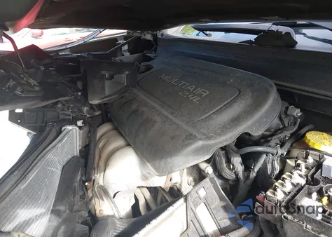 2017 Jeep Cherokee Latitude 4X4 z USA, uszkodzony, nr VIN 1C4PJMCB3HW528317